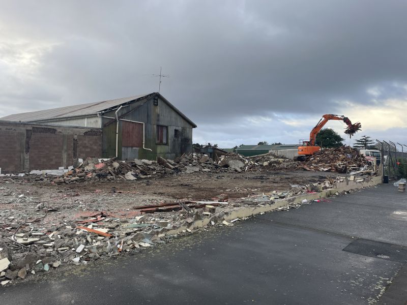 VIDEO - Kaikohe demolition clears corner site